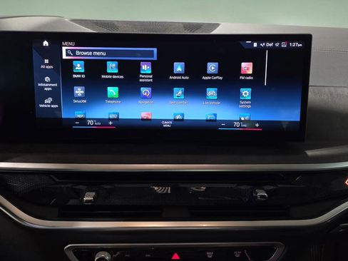 Used 2023 BMW X7 xDrive40i w/ Premium Package image 16