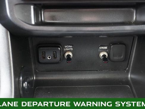 Used 2022 Chevrolet Colorado LT w/ Fleet Safety Package image 19