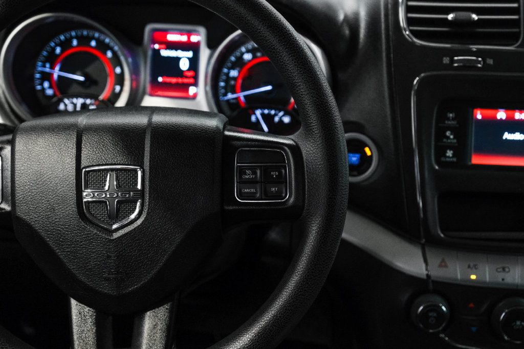 Used 2019 Dodge Journey SE FWD image 22