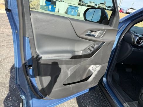 New 2026 Chevrolet Equinox LT w/ Convenience Package II image 21