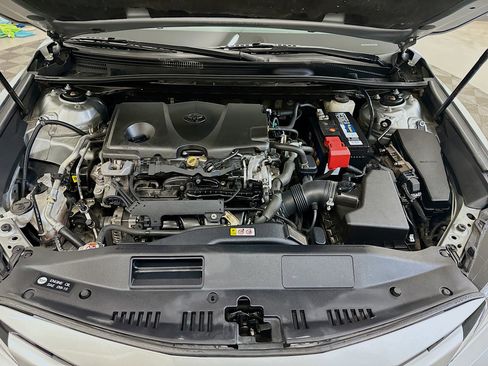 Used 2020 Toyota Camry LE w/ Convenience Package FWD image 34