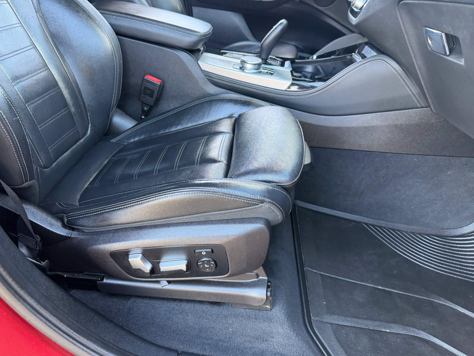 Used 2019 BMW X4 xDrive30i w/ M Sport Package 2 AWD/4WD image 46