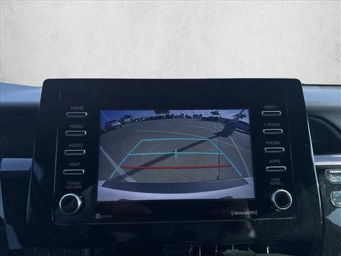 Used 2022 Toyota Camry SE w/ Carpet Mat Package (TMS) FWD image 11
