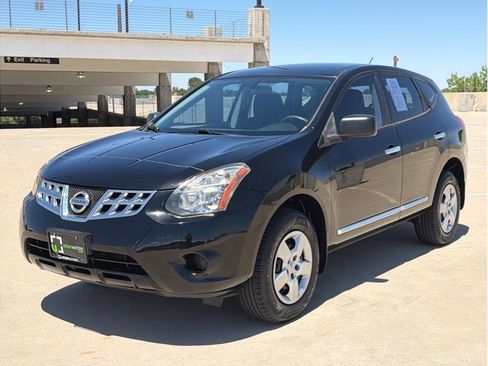 Used 2014 Nissan Rogue S AWD/4WD image 3