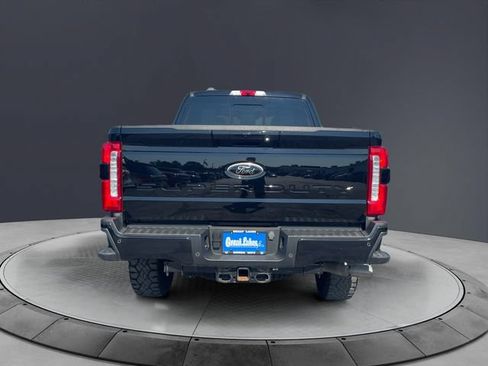 Used 2023 Ford F350 XLT w/ Black Appearance Package AWD/4WD image 4
