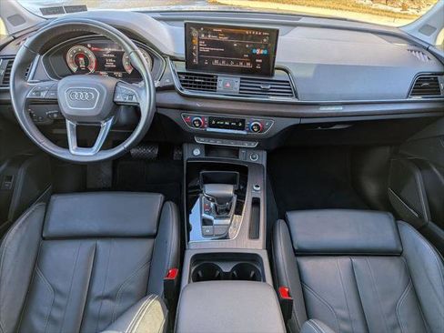 Certified 2024 Audi Q5 2.0T Premium Plus image 21