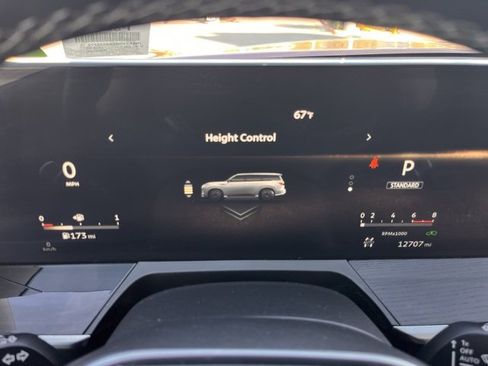 Certified 2025 INFINITI QX80 Sensory image 20