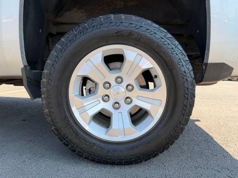 Used 2018 Chevrolet Silverado 1500 LT w/ All Star Edition AWD/4WD image 8