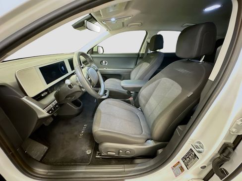 Used 2024 Hyundai Ioniq 5 SEL image 13
