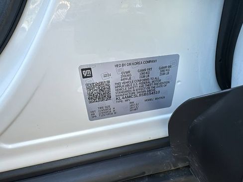 Used 2025 Buick Encore GX Preferred AWD/4WD image 34