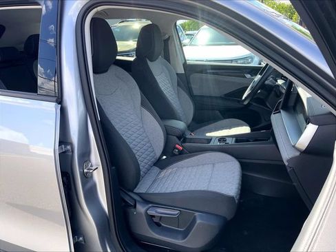 Used 2025 Volkswagen Tiguan S AWD/4WD image 16
