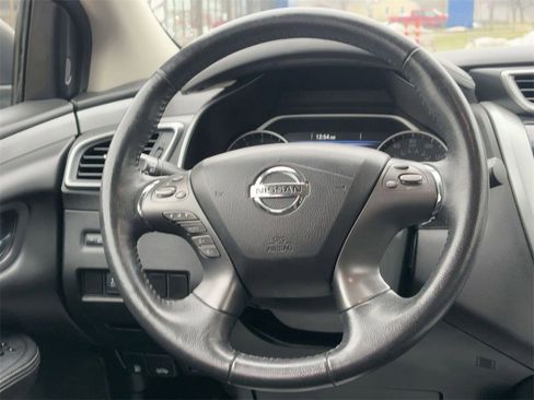Used 2019 Nissan Murano SV image 15