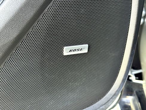 Used 2021 Chevrolet Traverse Premier w/ Redline Edition image 15