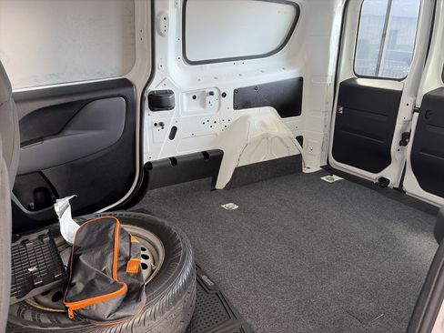 Used 2016 RAM ProMaster City Tradesman FWD image 7