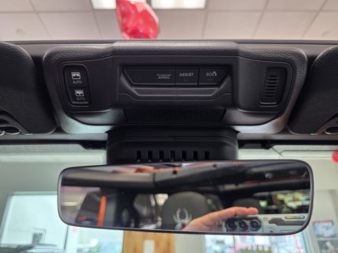 New 2025 Jeep Wrangler Unlimited Rubicon w/ Technology Group image 14