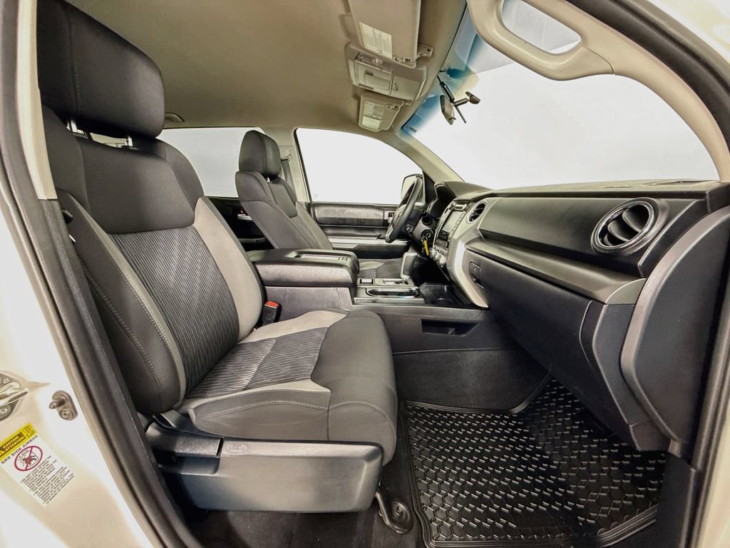 Used 2017 Toyota Tundra SR5 AWD/4WD image 29