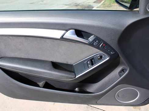 Used 2010 Audi A5 3.2 Prestige image 7