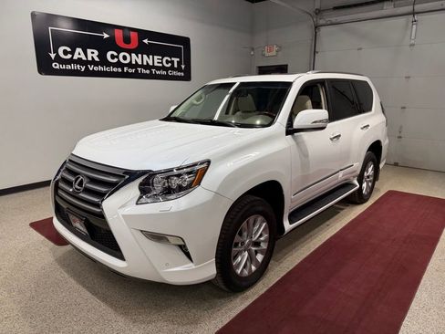 Used 2015 Lexus GX 460 w/ Premium Package image 3