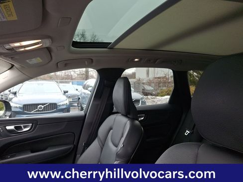 Certified 2023 Volvo XC60 B5 Plus w/ Climate Package image 15