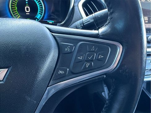 Used 2017 Chevrolet Volt Premier w/ Driver Confidence II Package FWD image 14