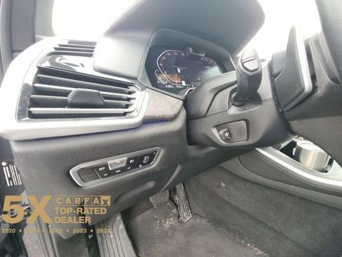 Used 2022 BMW X5 xDrive40i w/ Executive Package image 30