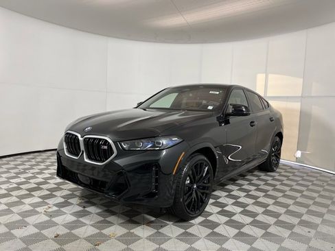 New 2026 BMW X6 M60i w/ Climate Comfort Package image 3