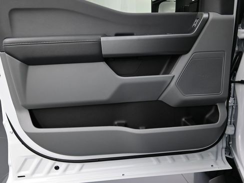 New 2026 Ford F350 XL w/ XL Chrome Package image 11