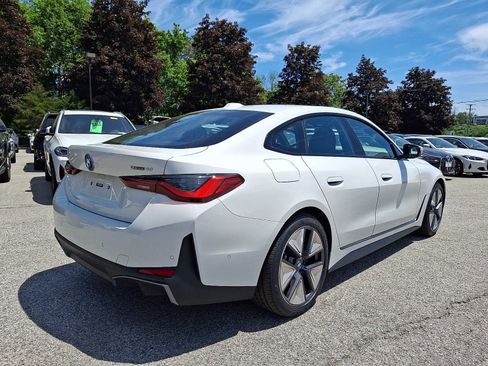 Used 2023 BMW i4 eDrive40 RWD image 6
