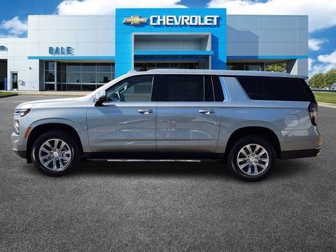 New 2026 Chevrolet Suburban Premier w/ Sun And Tow Package AWD/4WD image 3