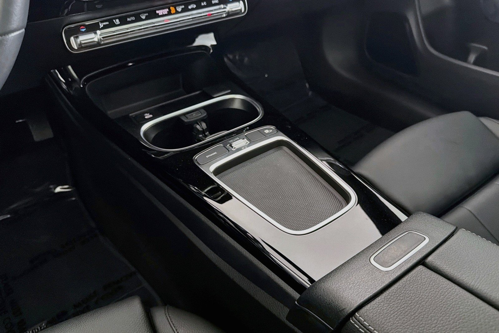 Certified 2026 Mercedes-Benz CLA 250 4MATIC image 7