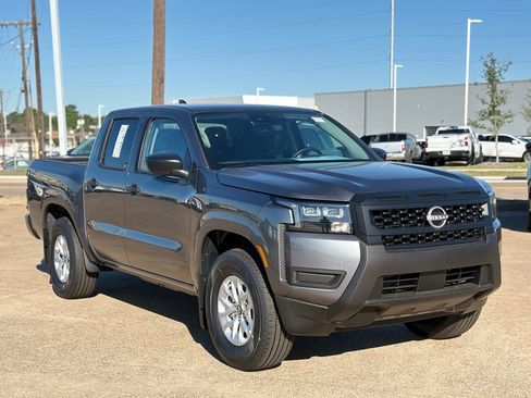 New 2026 Nissan Frontier S image 5