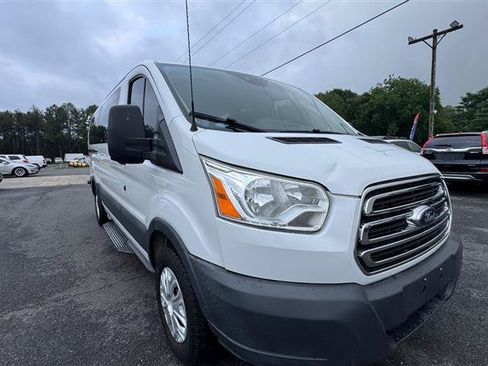 Used 2016 Ford Transit 350 XLT RWD image 21