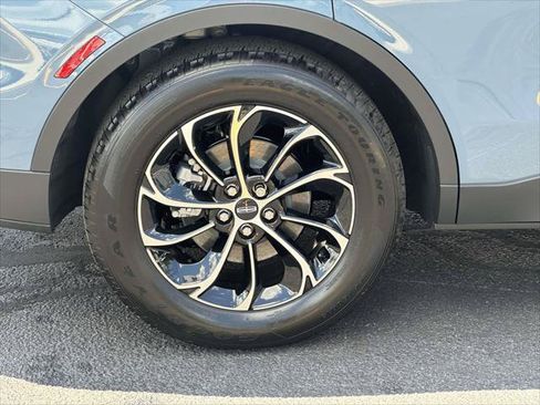 Used 2026 Lincoln Nautilus Premier w/ Equipment Group 102A AWD/4WD image 11