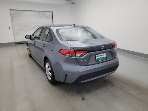 Used 2022 Toyota Corolla LE FWD image 5