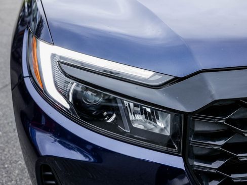 Used 2023 Honda Passport Elite image 14