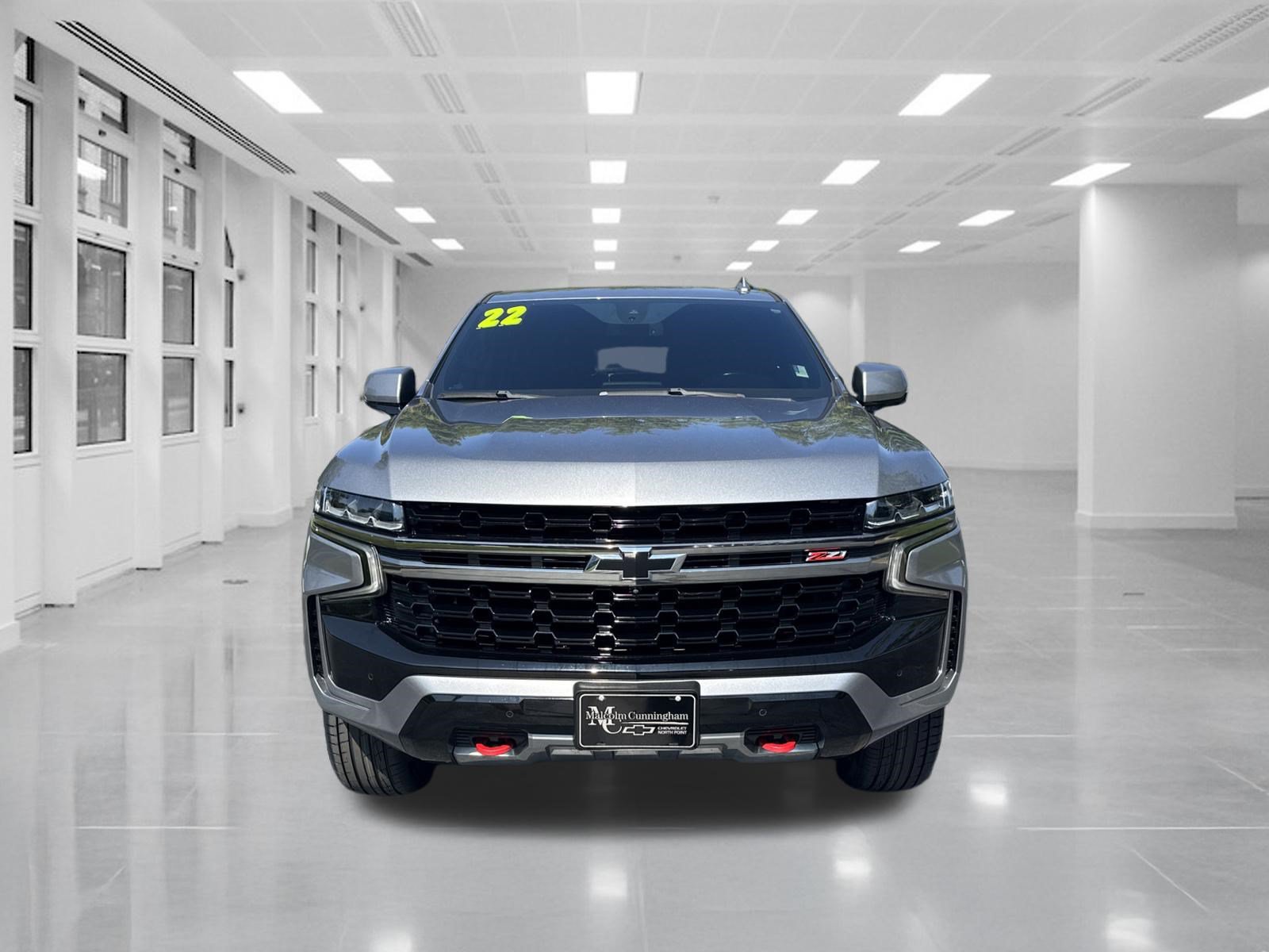 Certified 2022 Chevrolet Suburban Z71 w/ Luxury Package AWD/4WD image 2