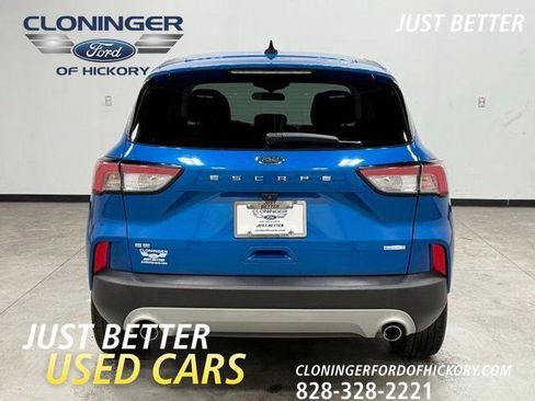 Used 2020 Ford Escape SE image 10
