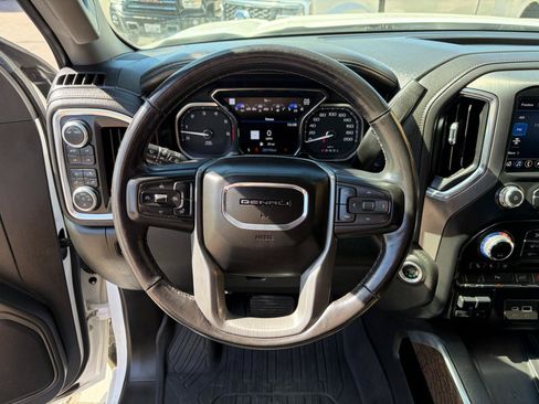 Used 2021 GMC Sierra 1500 Denali AWD/4WD image 16
