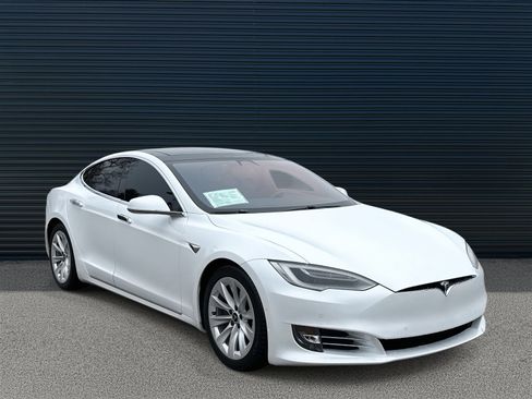 Used 2016 Tesla Model S 75 image 3
