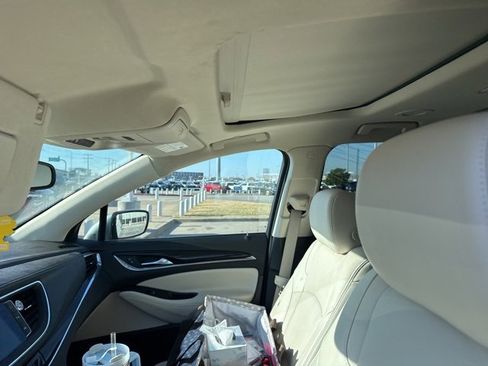 Used 2023 Buick Enclave Essence w/ Experience Buick Package image 7