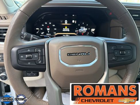 Used 2022 GMC Yukon XL Denali w/ Denali Ultimate Package image 14