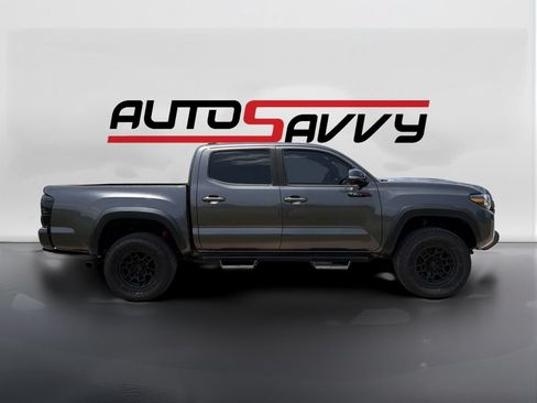 Used 2021 Toyota Tacoma TRD Pro AWD/4WD image 4
