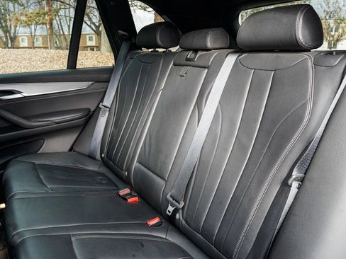 Used 2018 BMW X5 xDrive40e w/ M Sport Package image 19