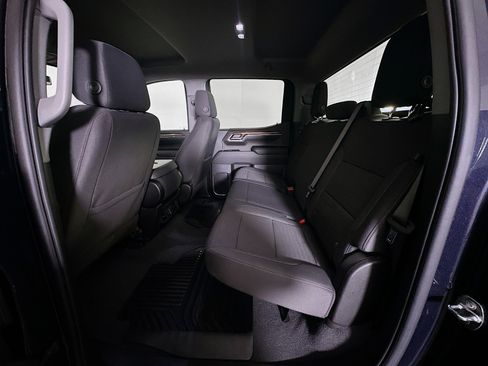 Used 2023 Chevrolet Silverado 1500 LT AWD/4WD image 27