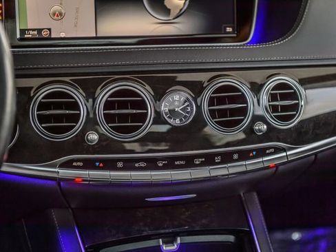 Used 2015 Mercedes-Benz S 550 Sedan image 36