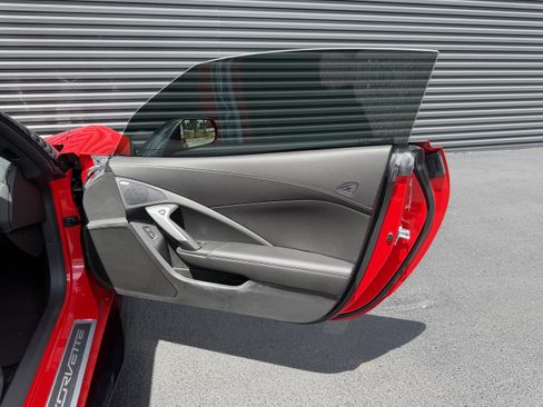 Used 2016 Chevrolet Corvette Z06 w/ 2LZ Preferred Equipment Group RWD image 17