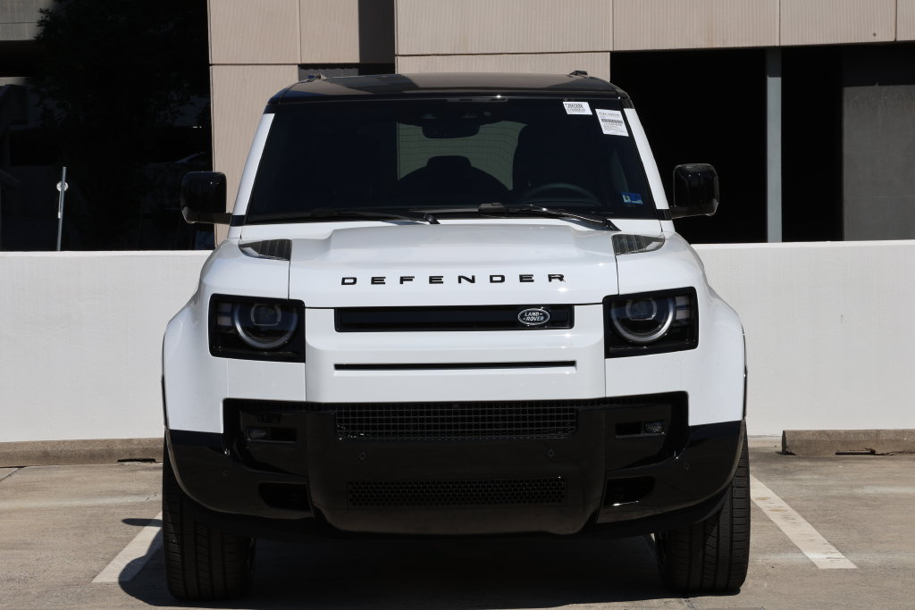 New 2026 Land Rover Defender 110 X-Dynamic SE AWD/4WD image 4