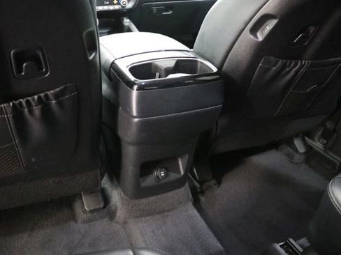 Used 2025 Kia Telluride S AWD/4WD image 34