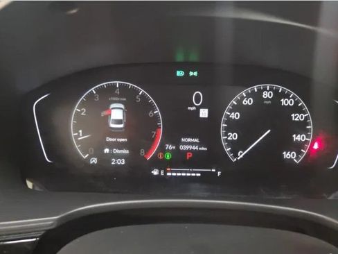 Used 2024 Honda Civic Sport image 2