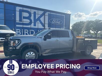 Used 2025 GMC Sierra 3500 SLE w/ Preferred Package